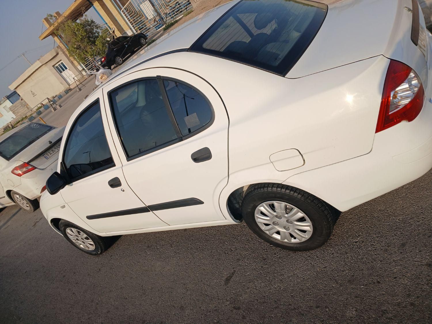 تیبا صندوق دار SX - 1400