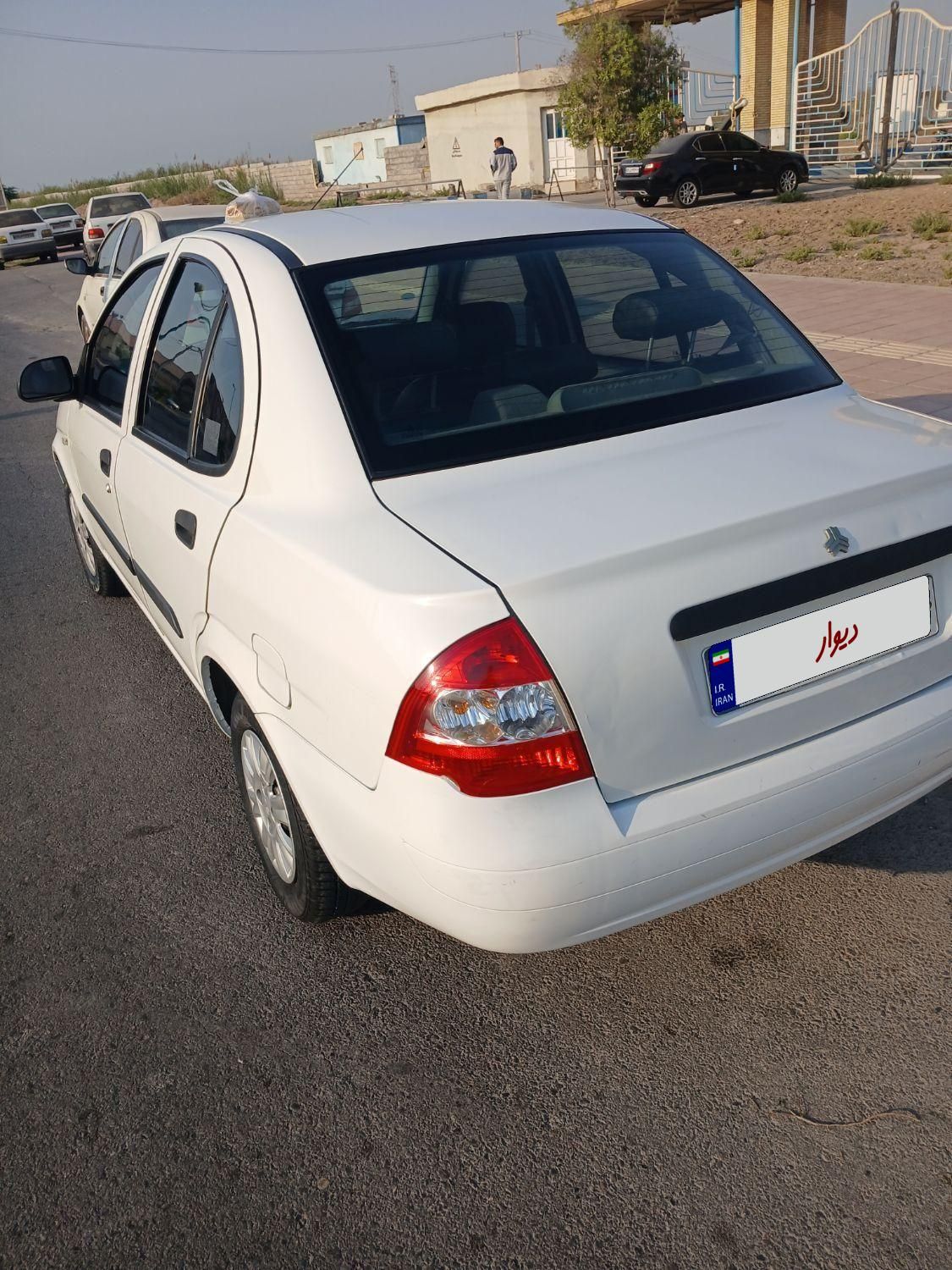 تیبا صندوق دار SX - 1400