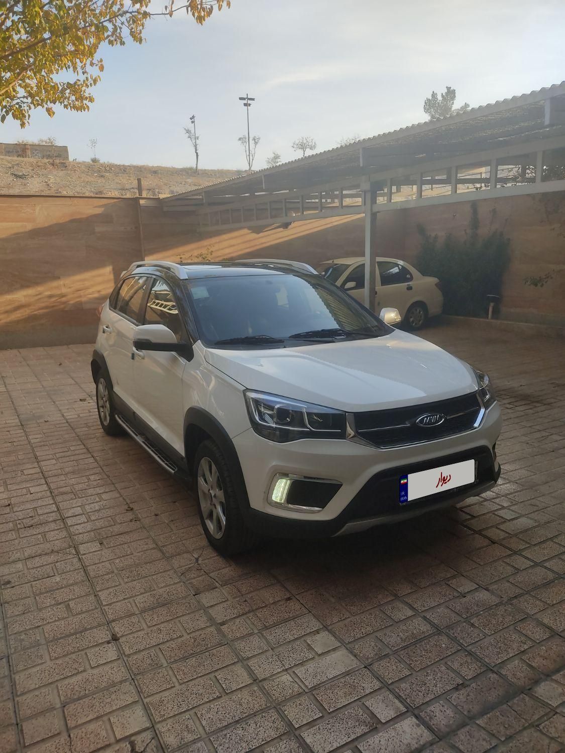 خودرو ام وی ام، X22 آگهی ann_18020206