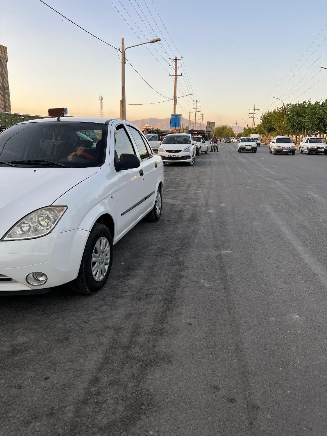 تیبا صندوق دار SX - 1401