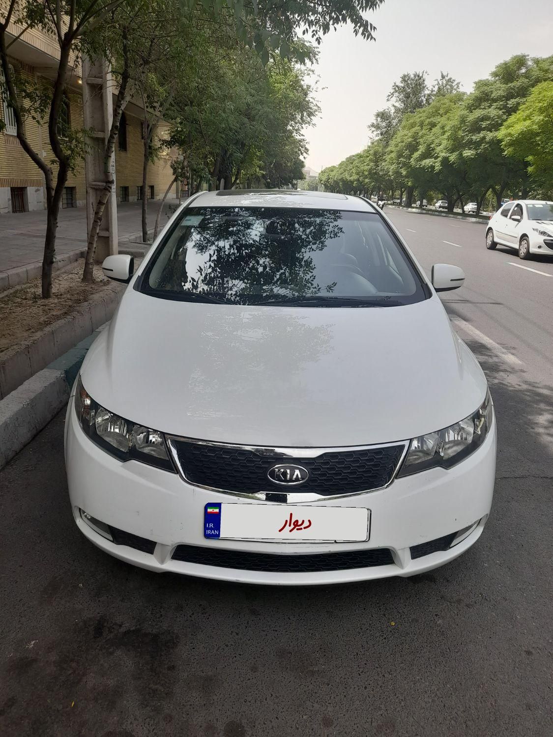 خودرو کیا، سراتو مونتاژ آگهی ann_18020993