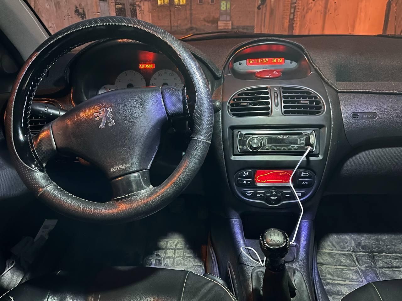 پژو 206 SD v8 - 1385