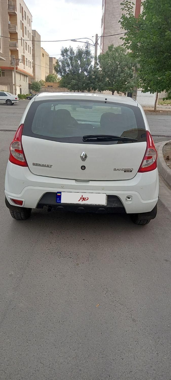 خودرو رنو، ساندرو آگهی ann_18022996