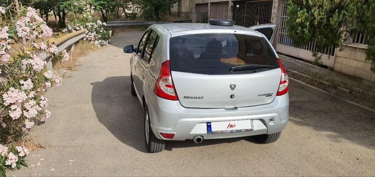 رنو ساندرو اتوماتیک - 1396
