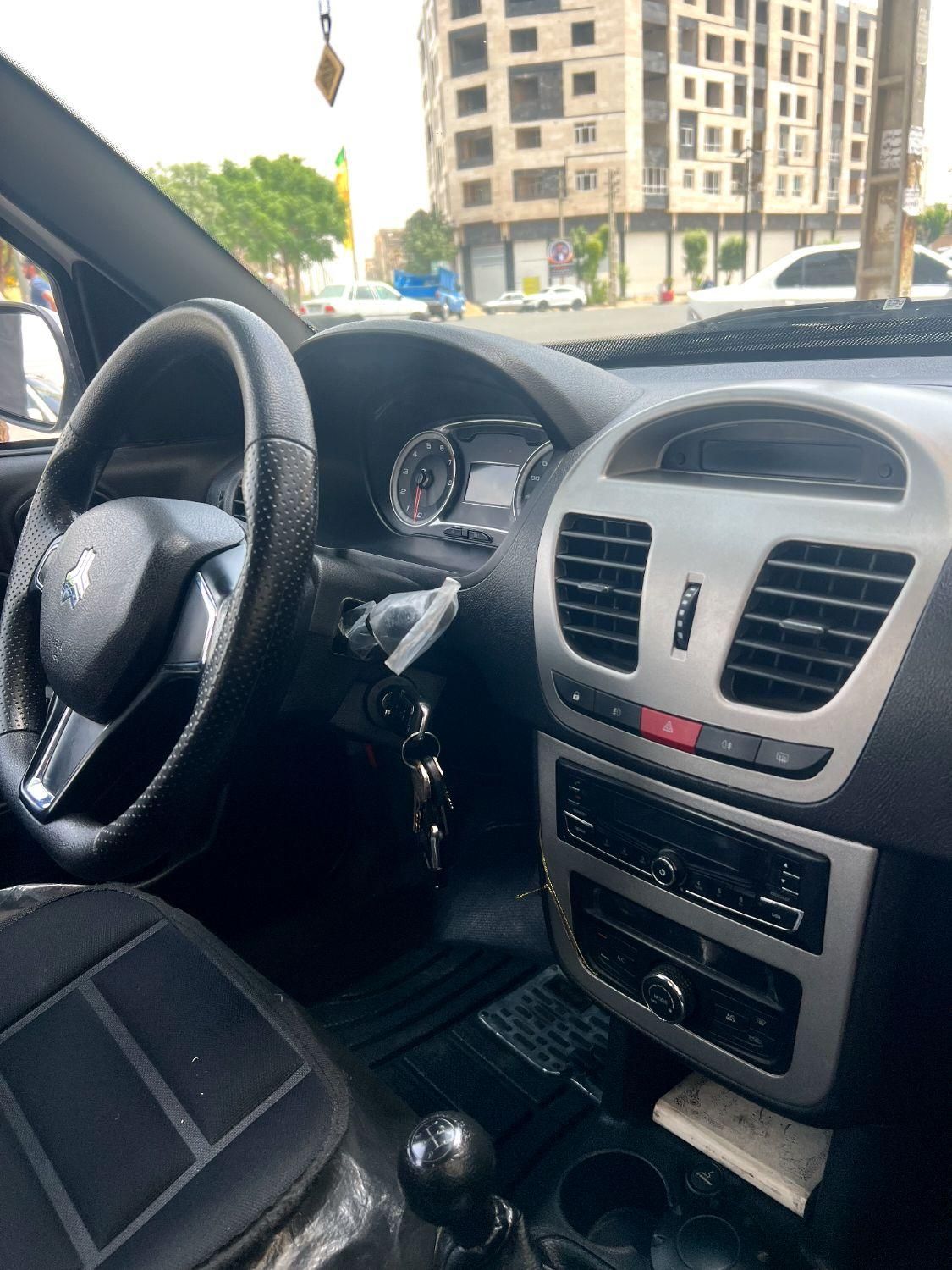 ساینا S دنده ای بنزینی - 1402