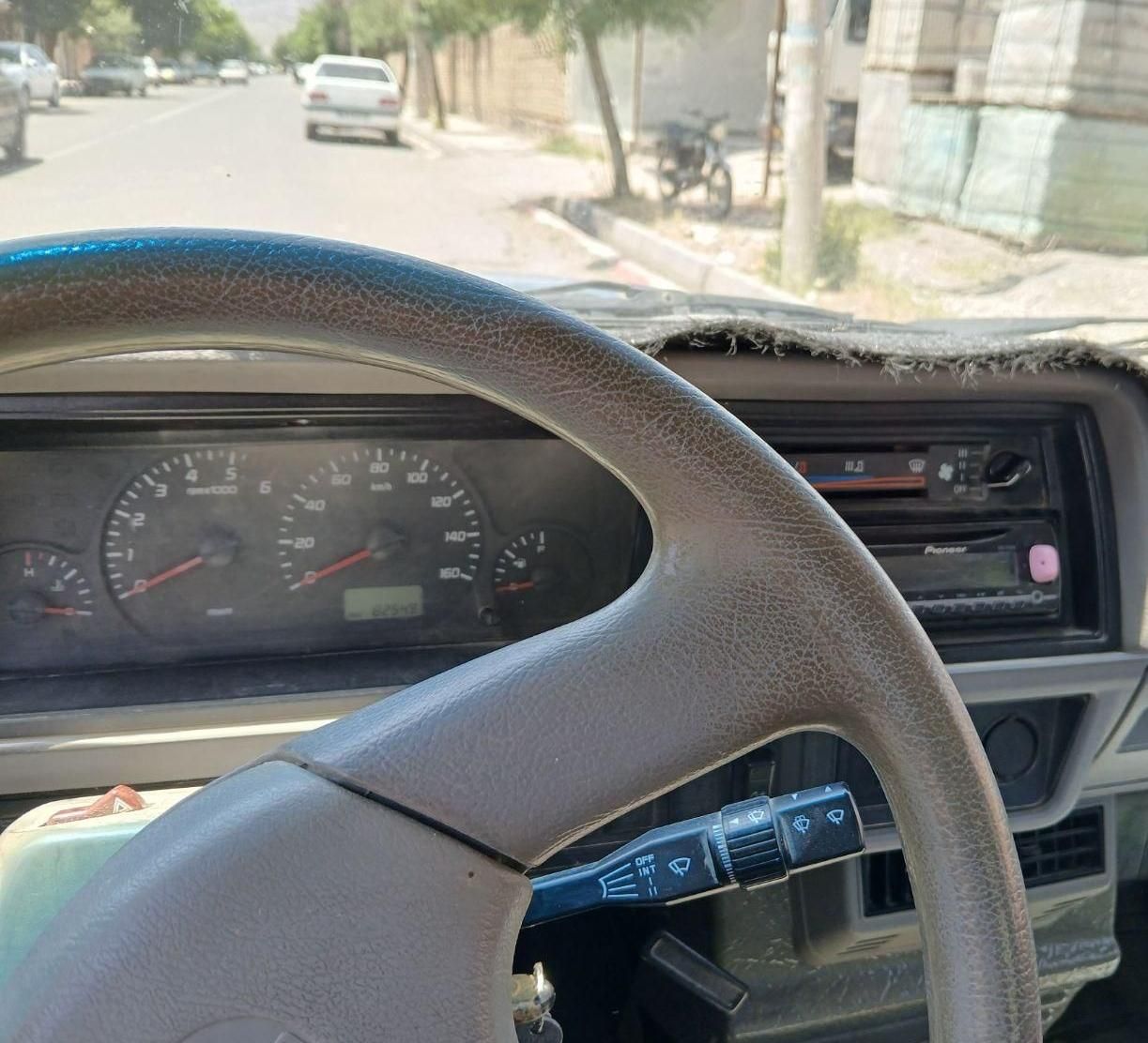 مزدا وانت دو کابین دنده‌ای - 1392