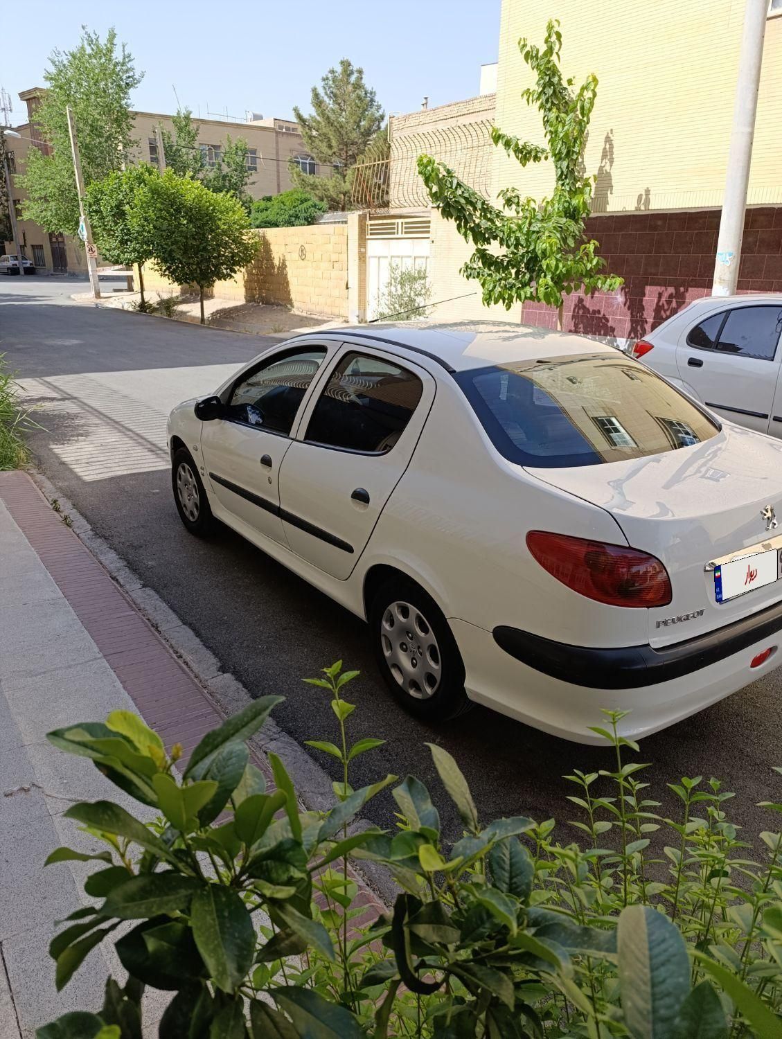 پژو 206 SD v8 - 1396