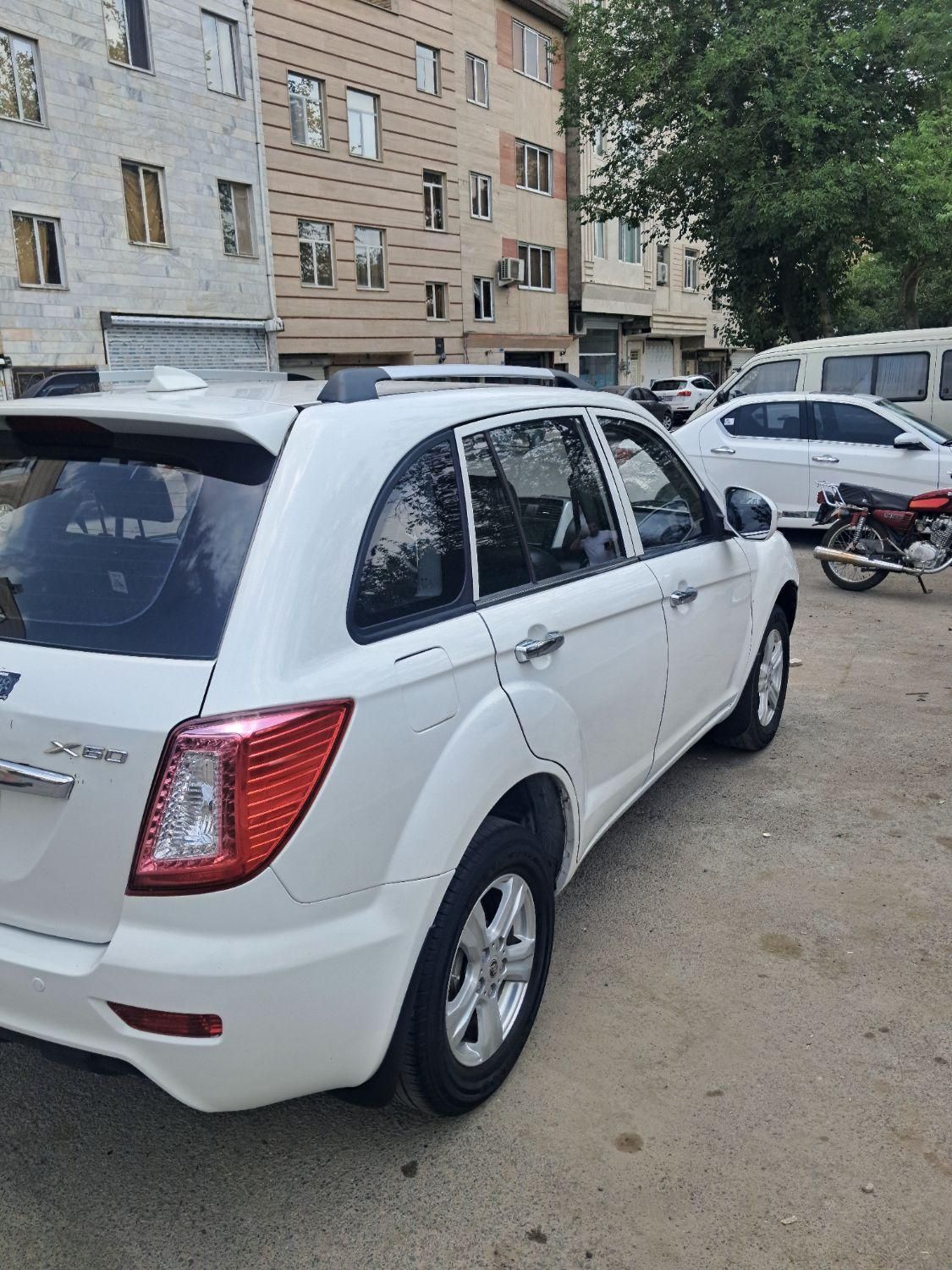 لیفان X60 دنده‌ای - 2015