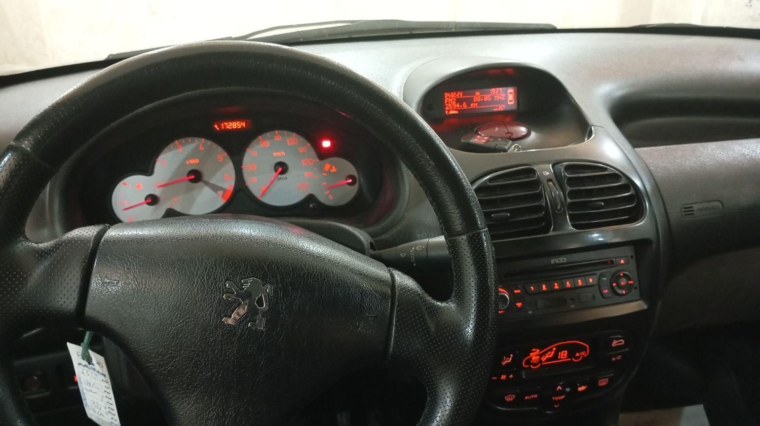 پژو 206 SD v8 - 1395