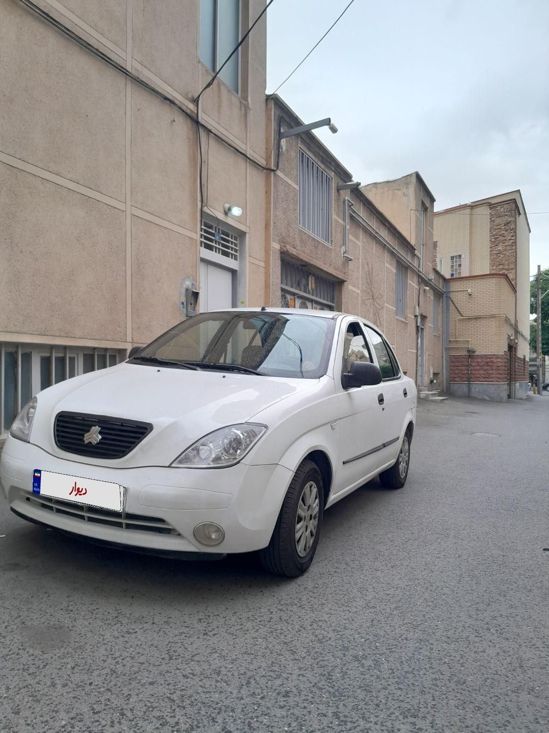 تیبا صندوق دار SX - 1395