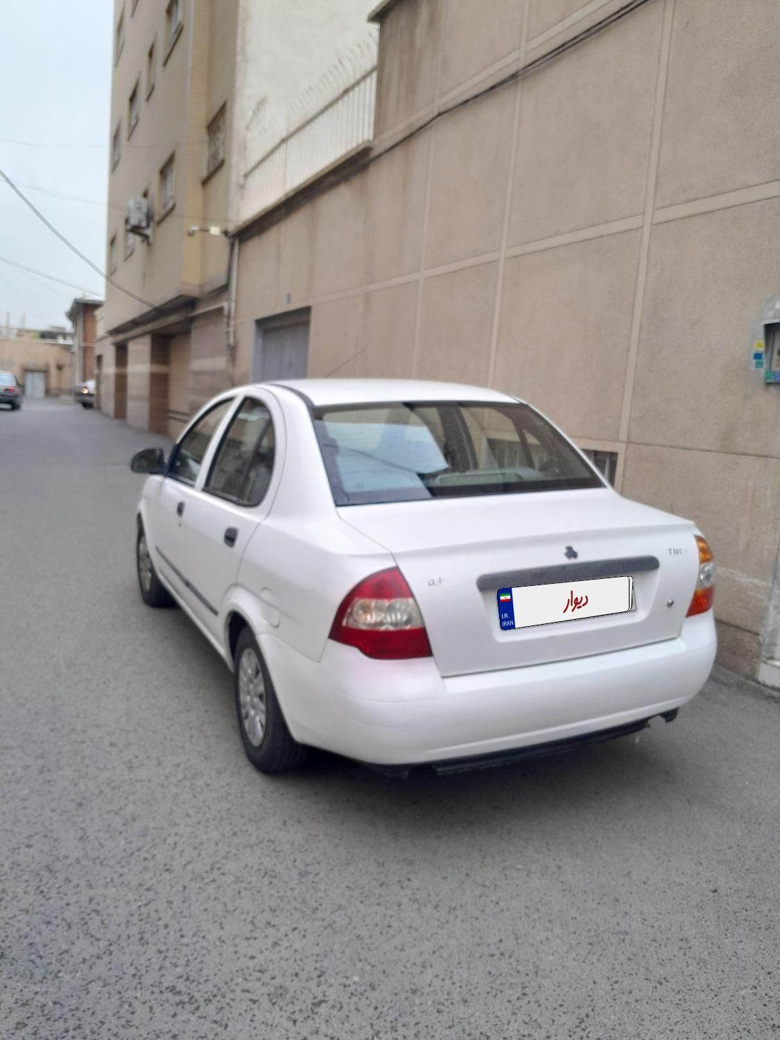 تیبا صندوق دار SX - 1395