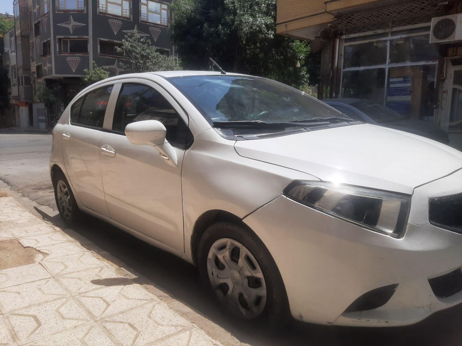 برلیانس H220 دنده‌ای - 2016