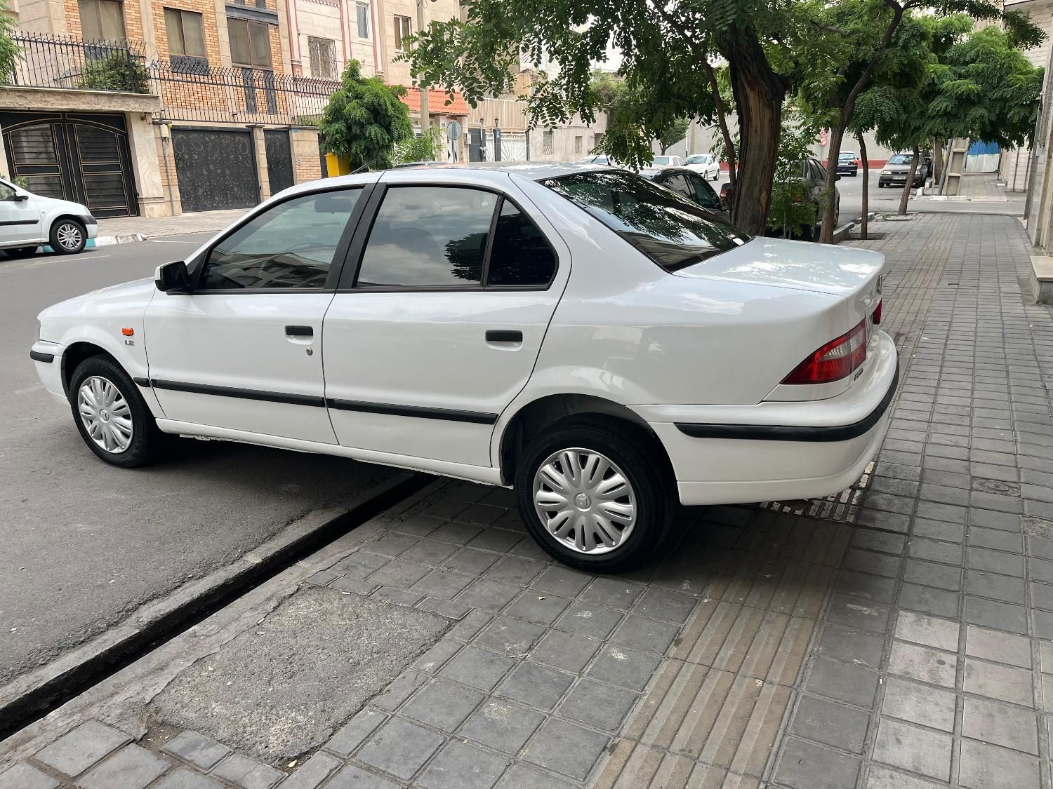 سمند LX XU7 - 1395
