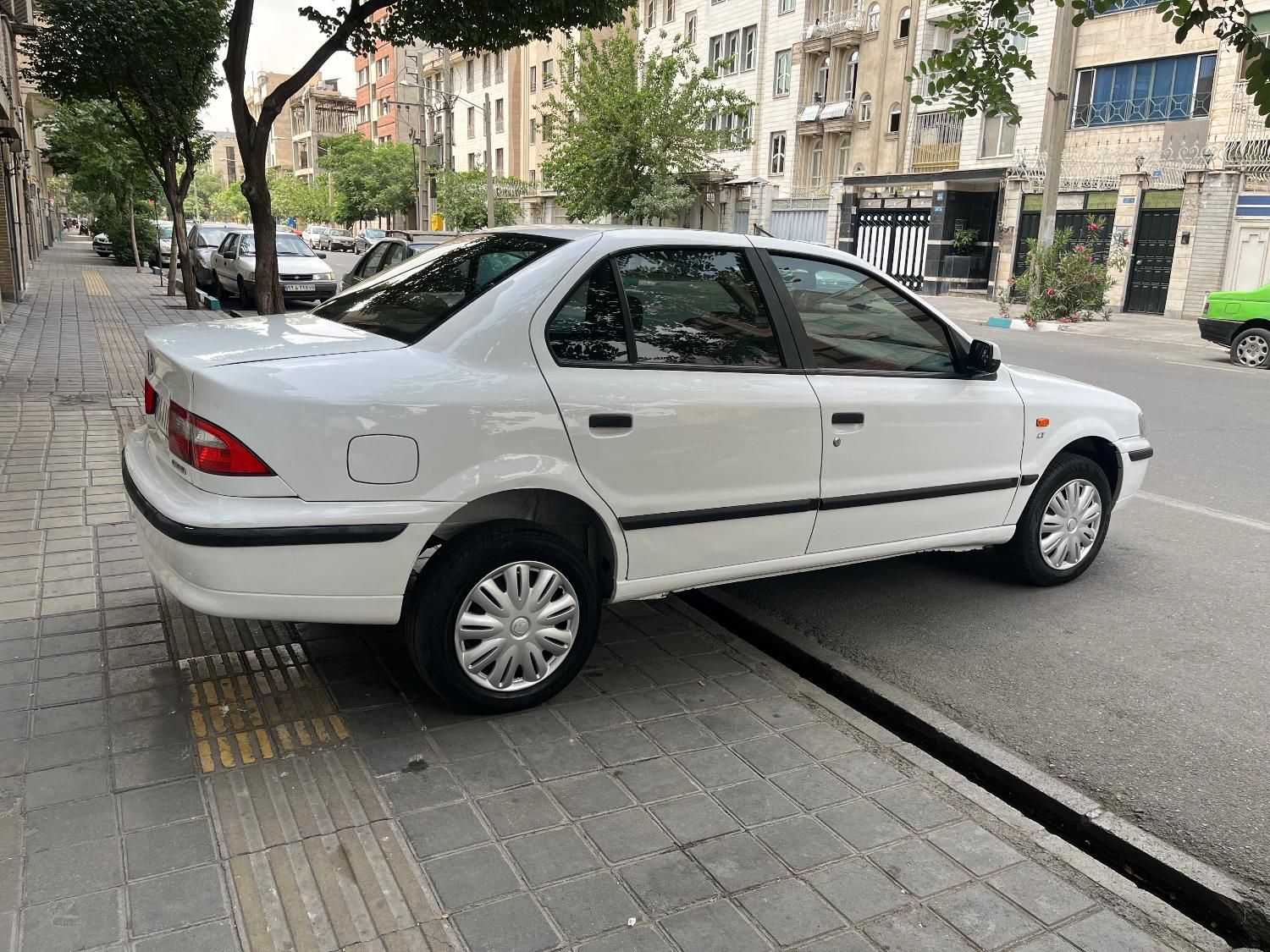 سمند LX XU7 - 1395