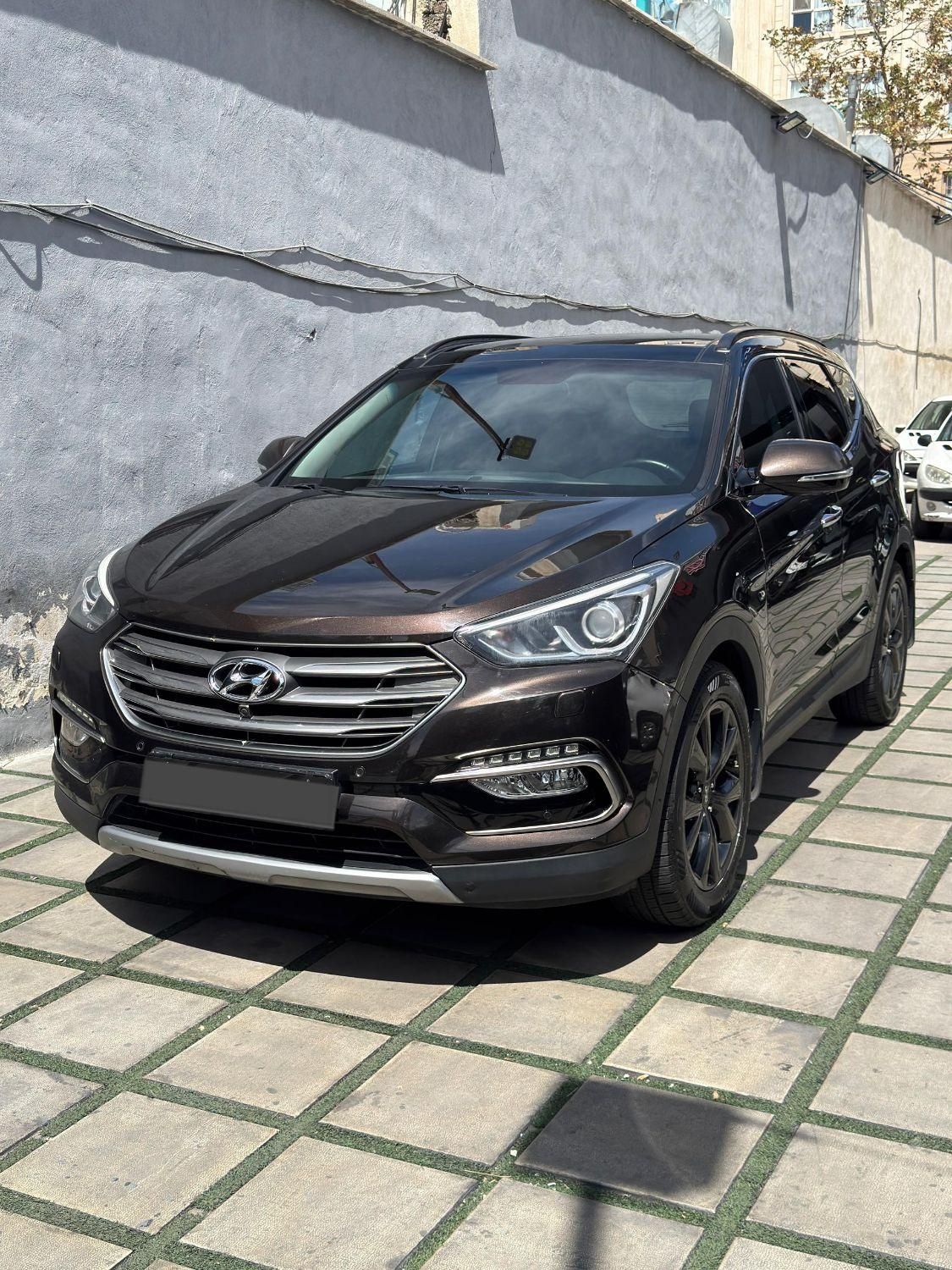 هیوندای سانتافه 4 سیلندر دو دیفرانسیل - 2016