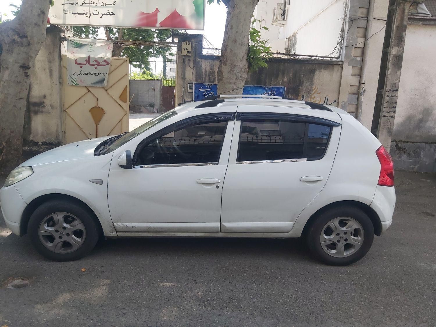 خودرو رنو، ساندرو آگهی ann_18027271