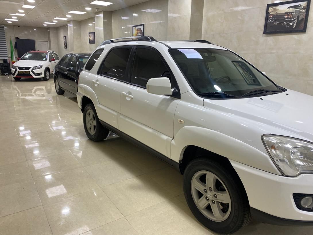 کیا اسپورتیج 6 سیلندر 2700cc - 2010