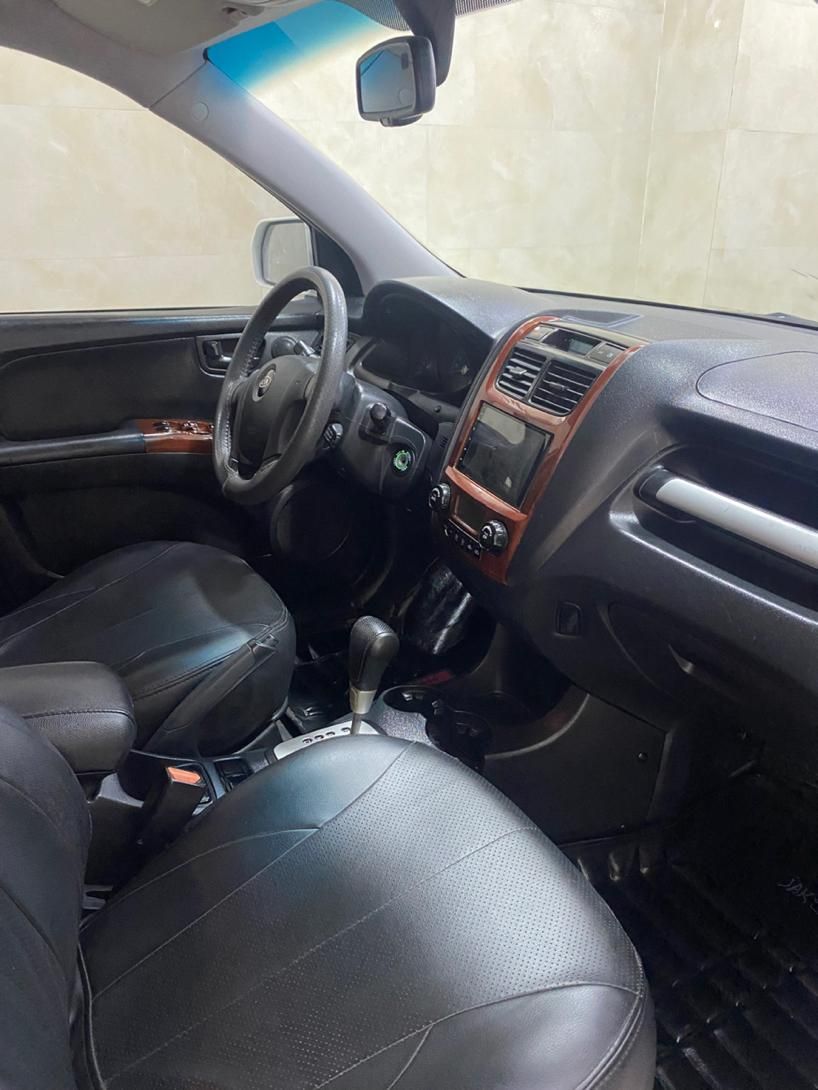 کیا اسپورتیج 6 سیلندر 2700cc - 2010