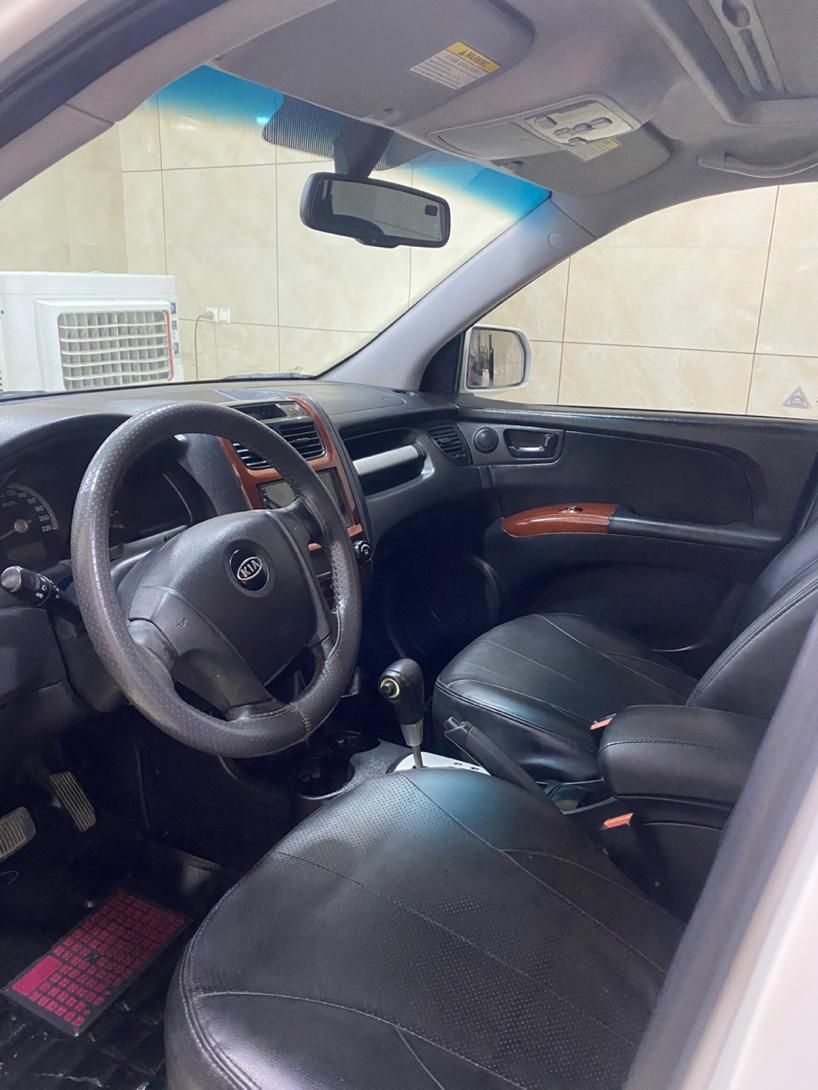 کیا اسپورتیج 6 سیلندر 2700cc - 2010