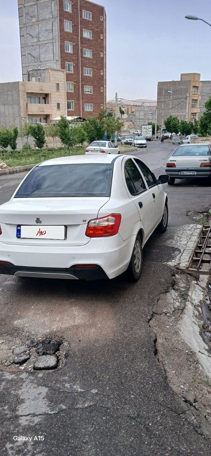 ساینا S دنده ای بنزینی - 1400