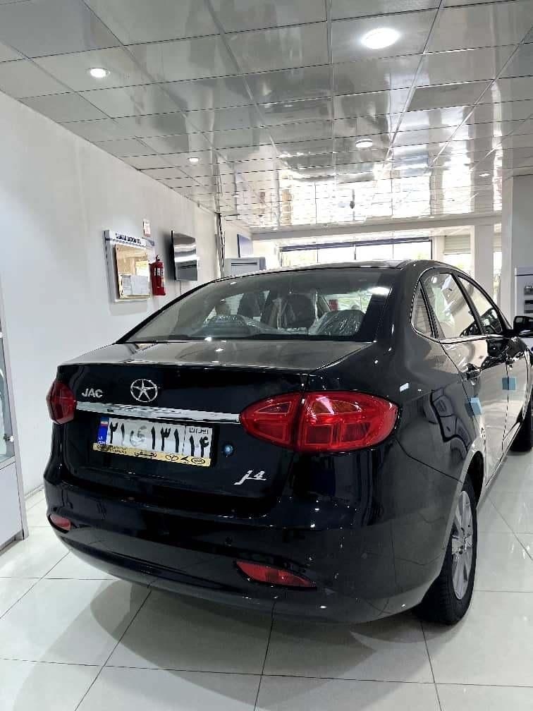 جک J4 اتوماتیک - 2025