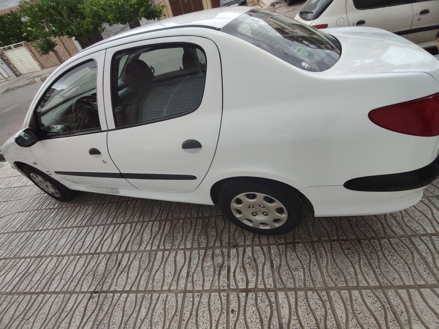 پژو 206 SD v8 - 1398