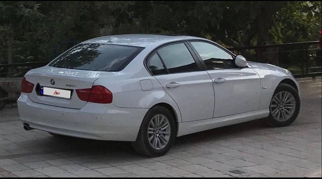 ب ام و سری 3 سدان 320i - 2009