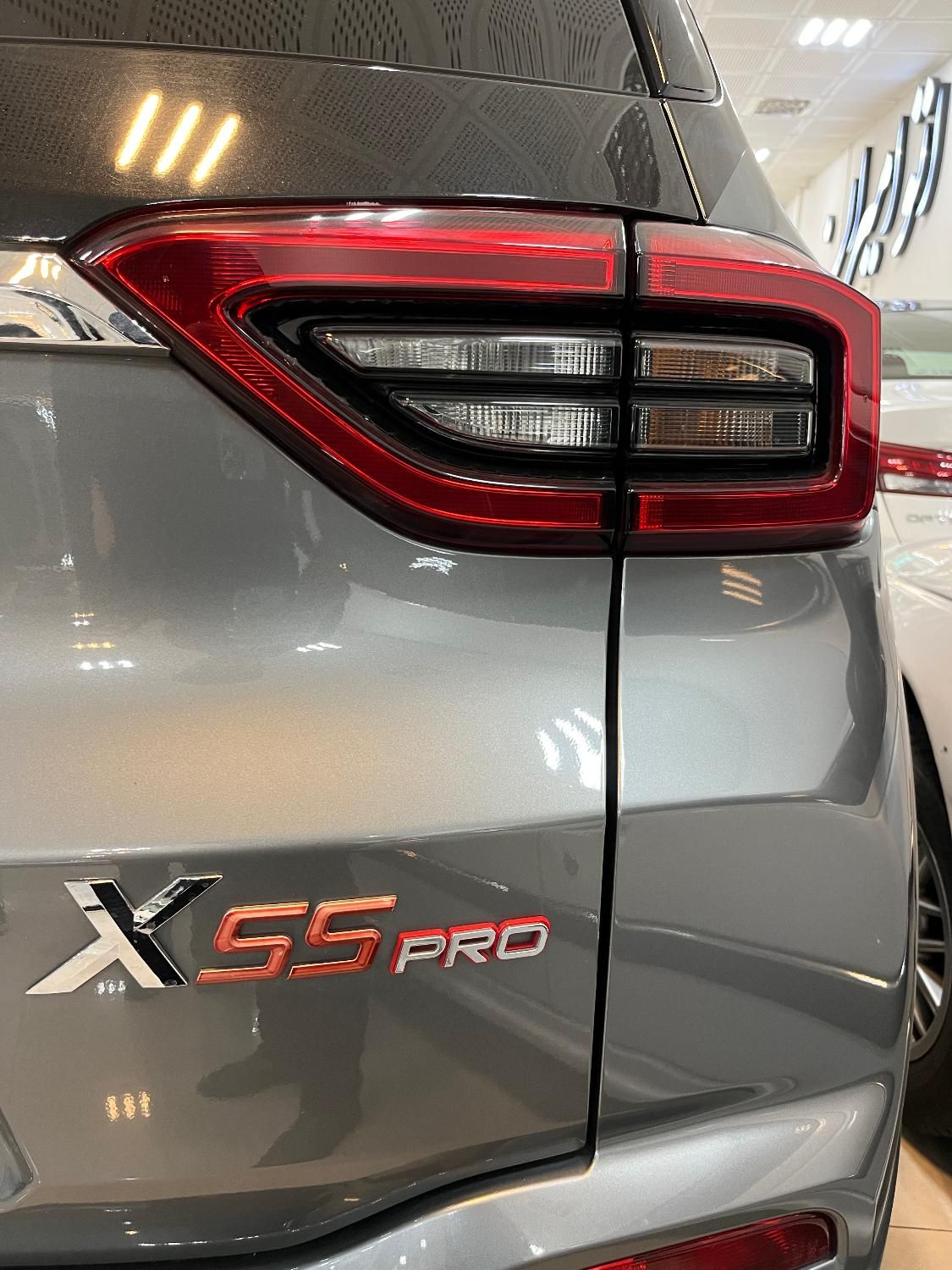 ام وی ام X55 پرو IE - 2023