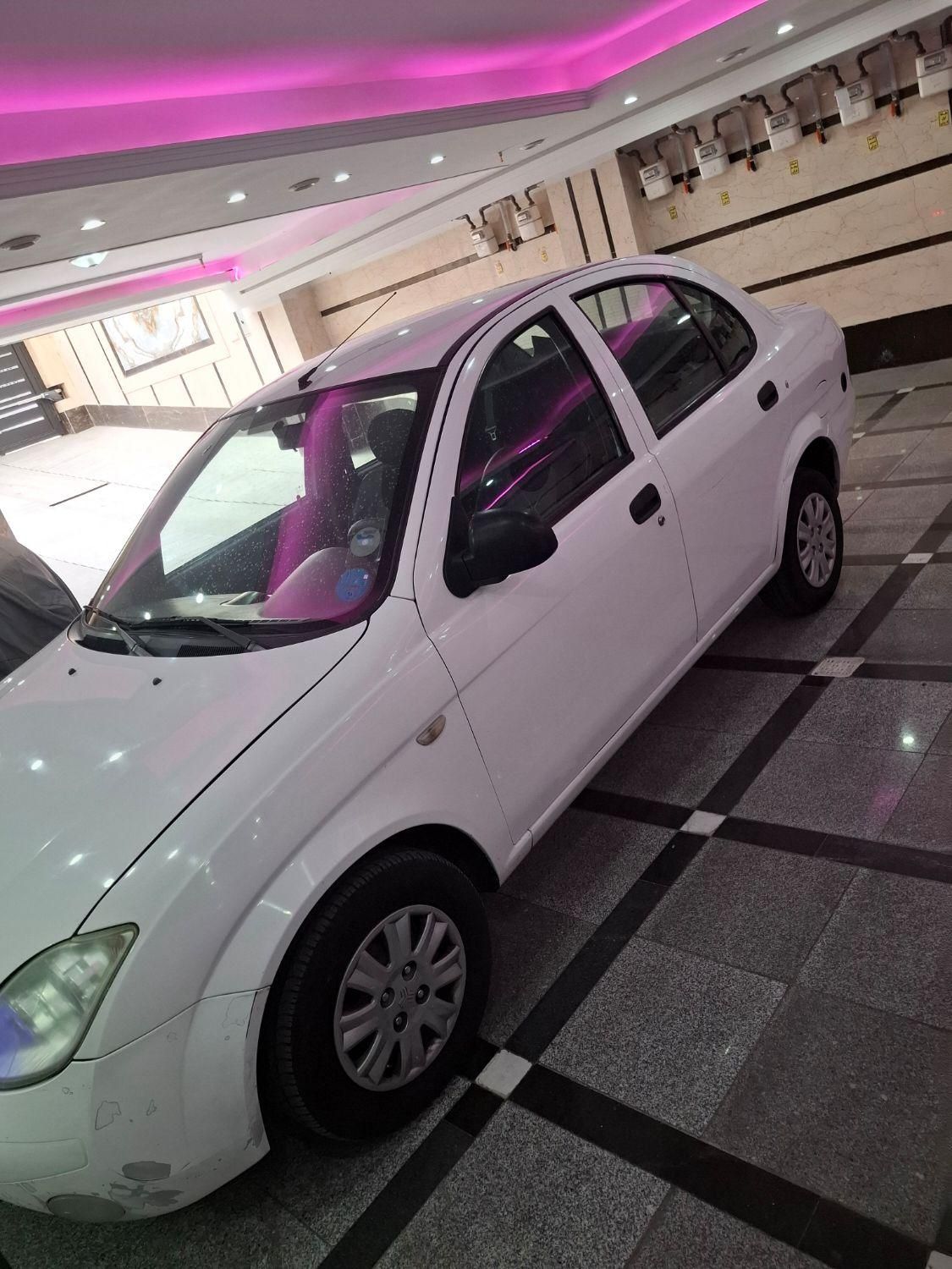 تیبا صندوق دار SX - 1393