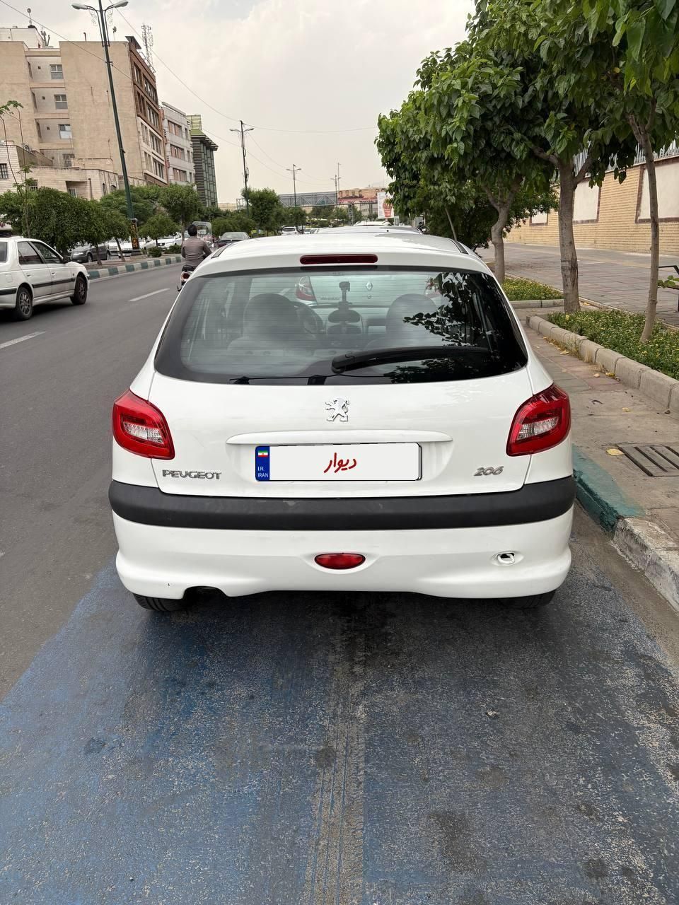 پژو 206 تیپ 2 - 1398