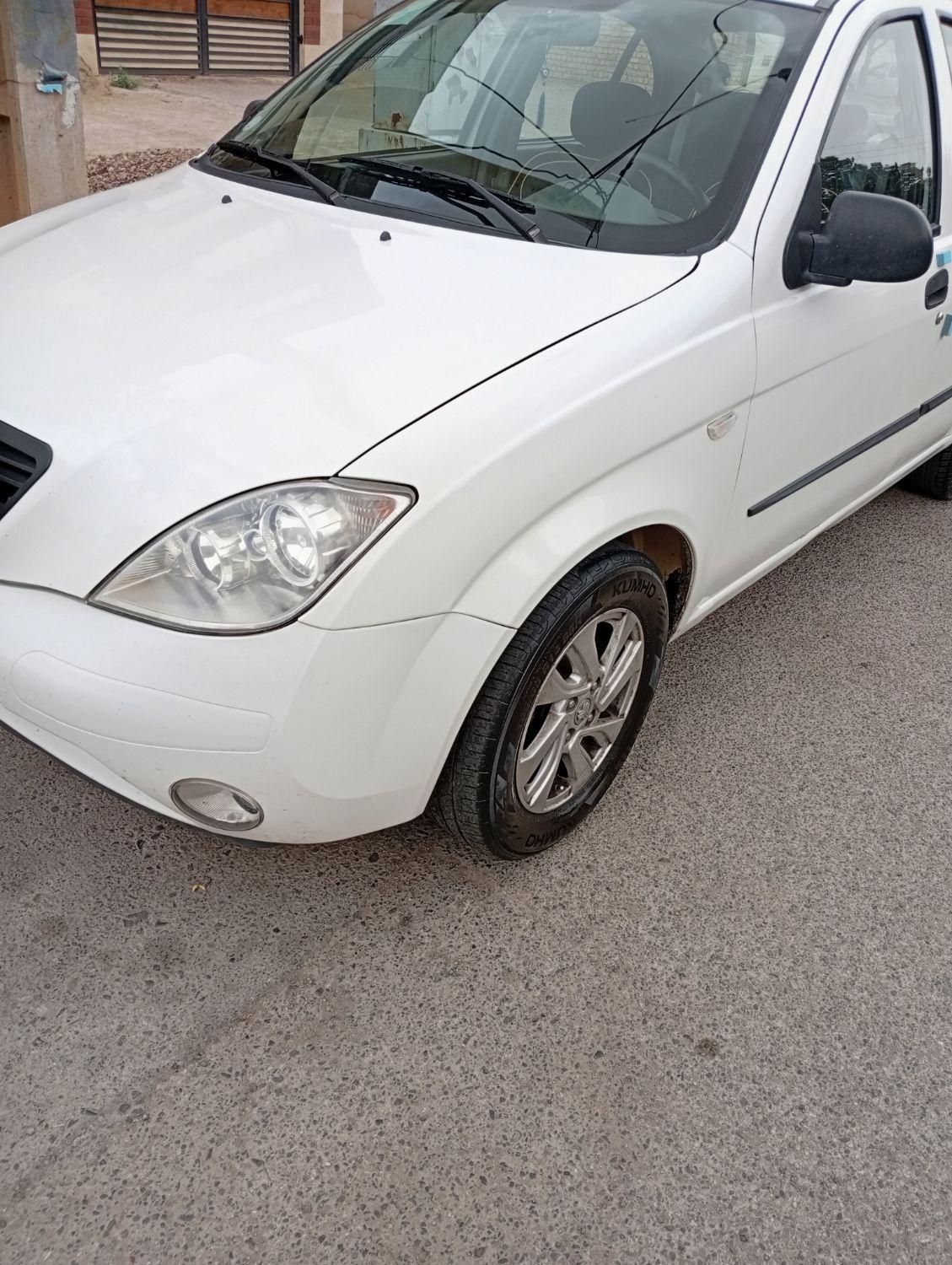 تیبا صندوق دار SX - 1400
