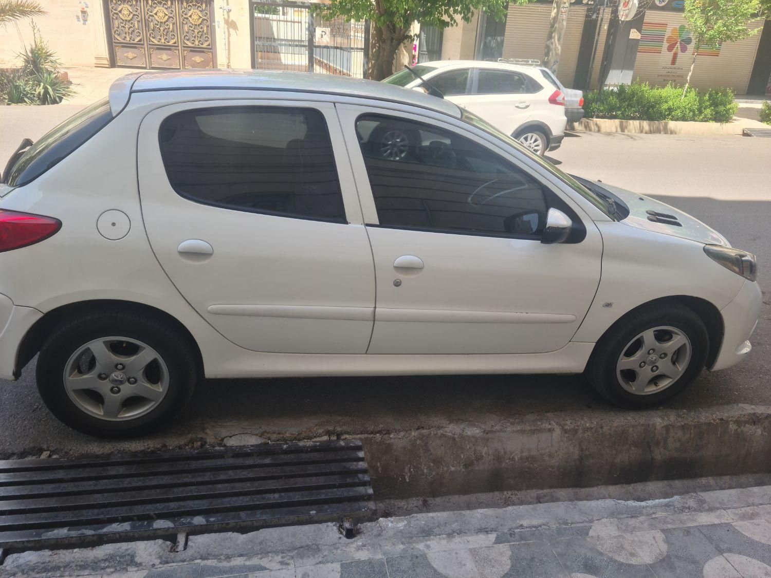 پژو 207 دنده‌ای با موتور TU3 - 1402