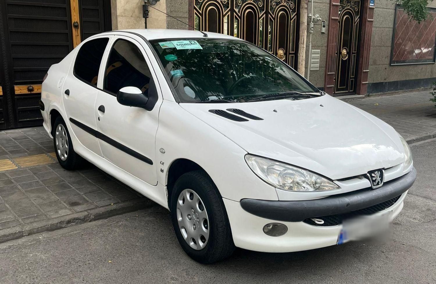 پژو 206 SD v8 - 1390