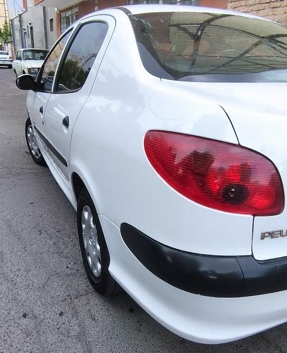 پژو 206 SD v8 - 1390