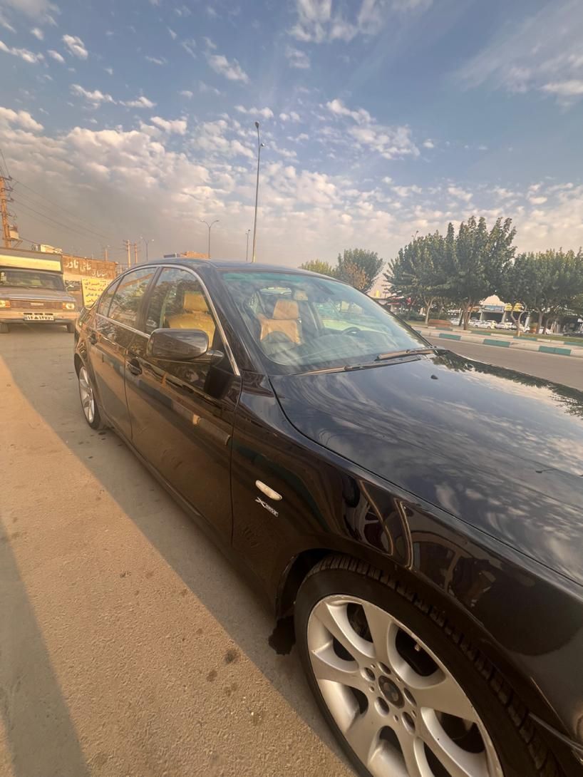 ب ام و سری 5 530XI - 2009