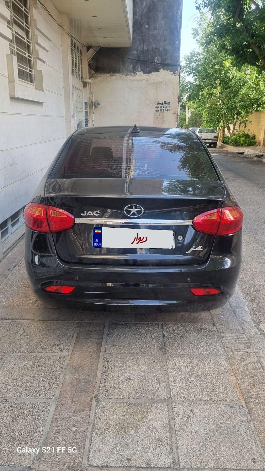 جک J4 اتوماتیک - 2022