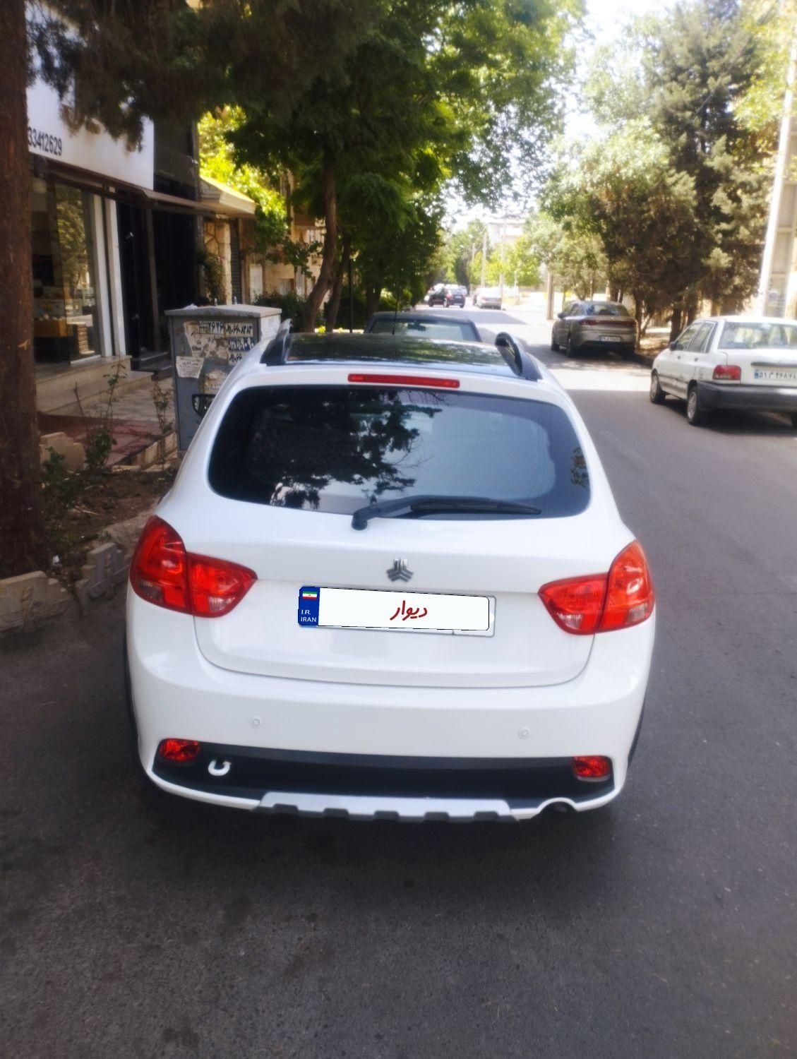 خودرو کوییک، R آگهی ann_18032429