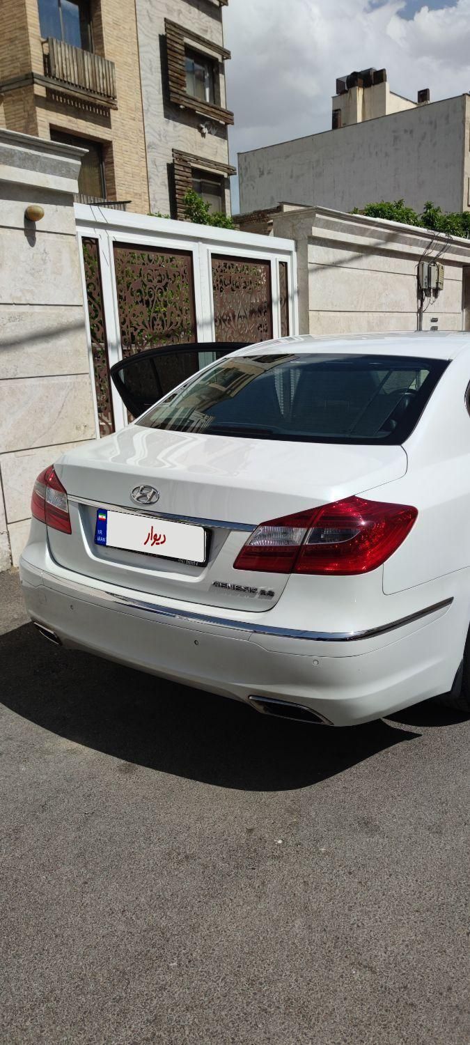 هیوندای جنسیس فول - 2013
