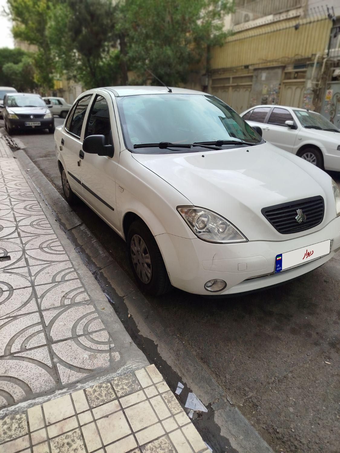 تیبا صندوق دار SX - 1401