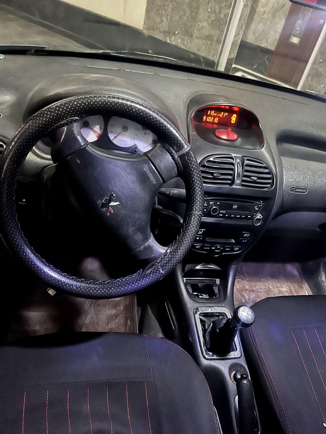 پژو 206 SD v8 - 1393