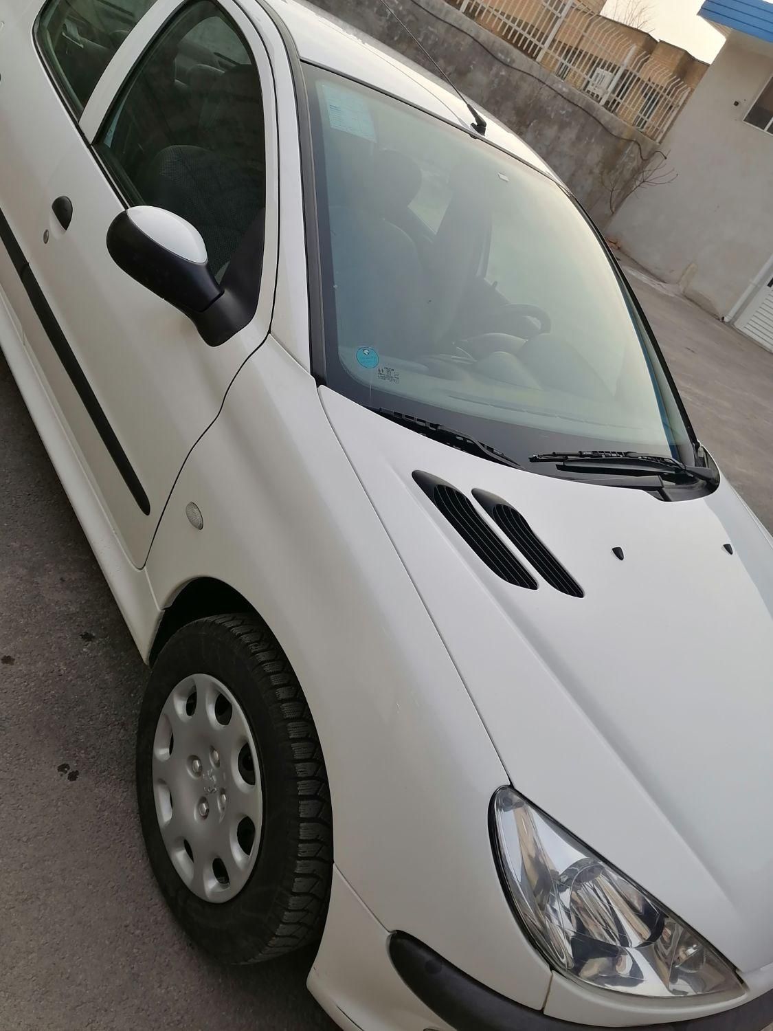 پژو 206 SD v8 - 1394