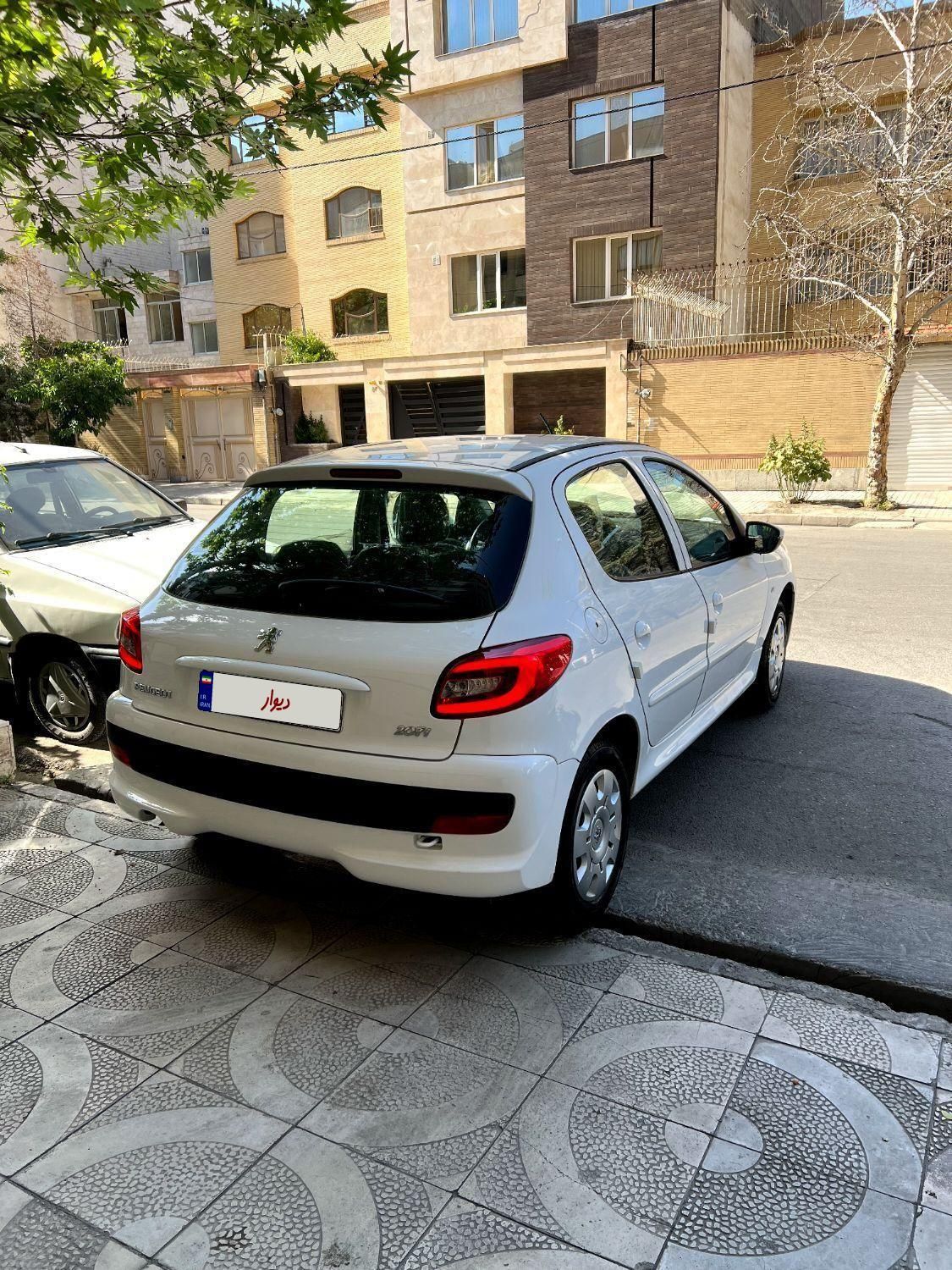 پژو 207 دنده‌ای با موتور TU3 - 1402