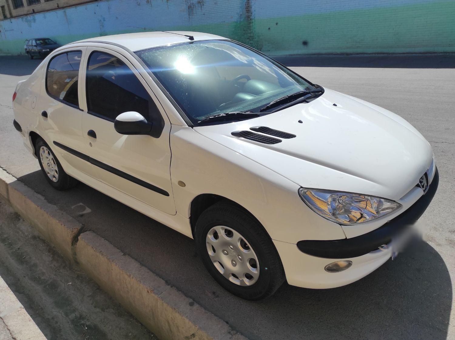 پژو 206 SD v8 - 1390