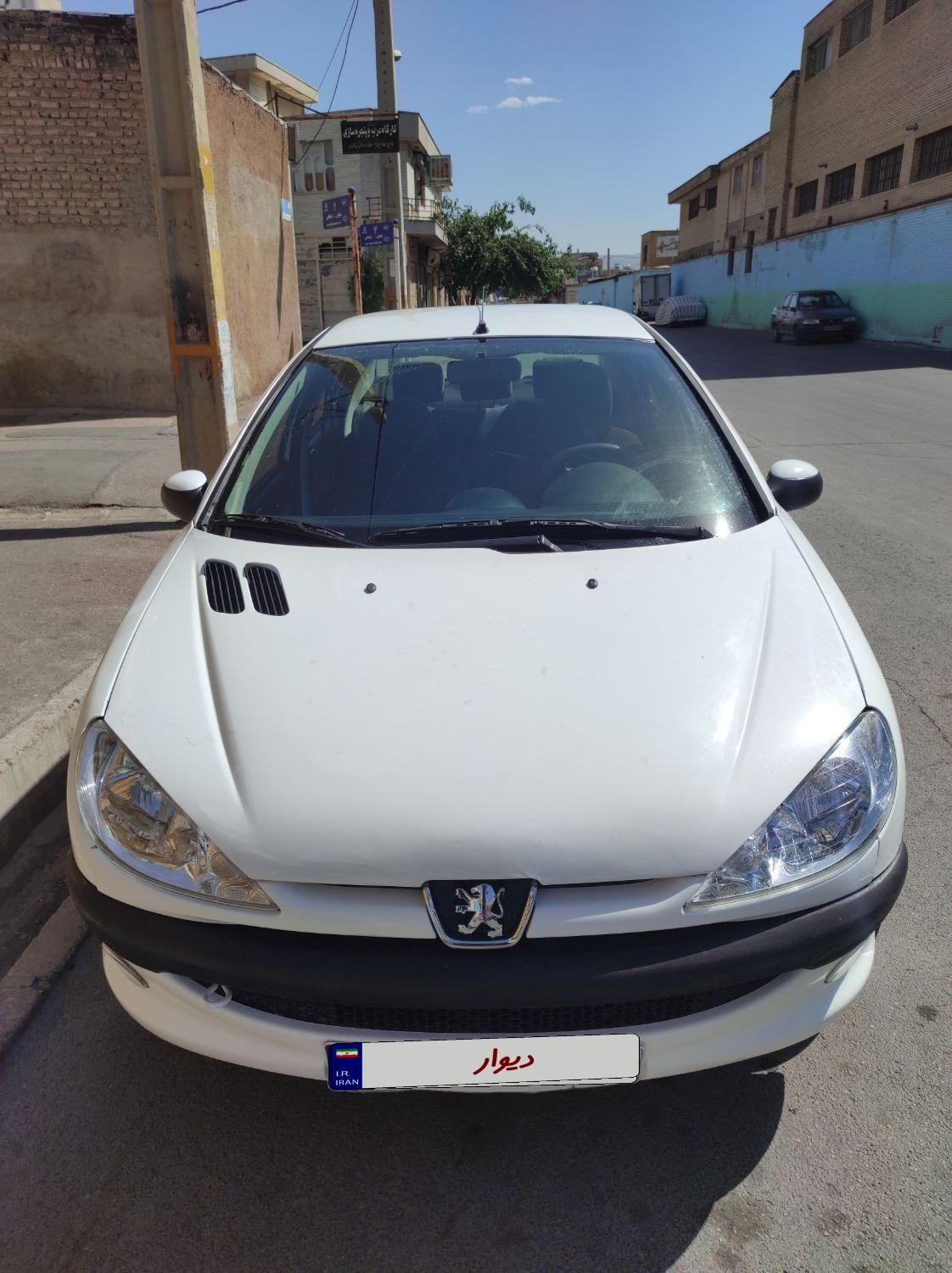 پژو 206 SD v8 - 1390
