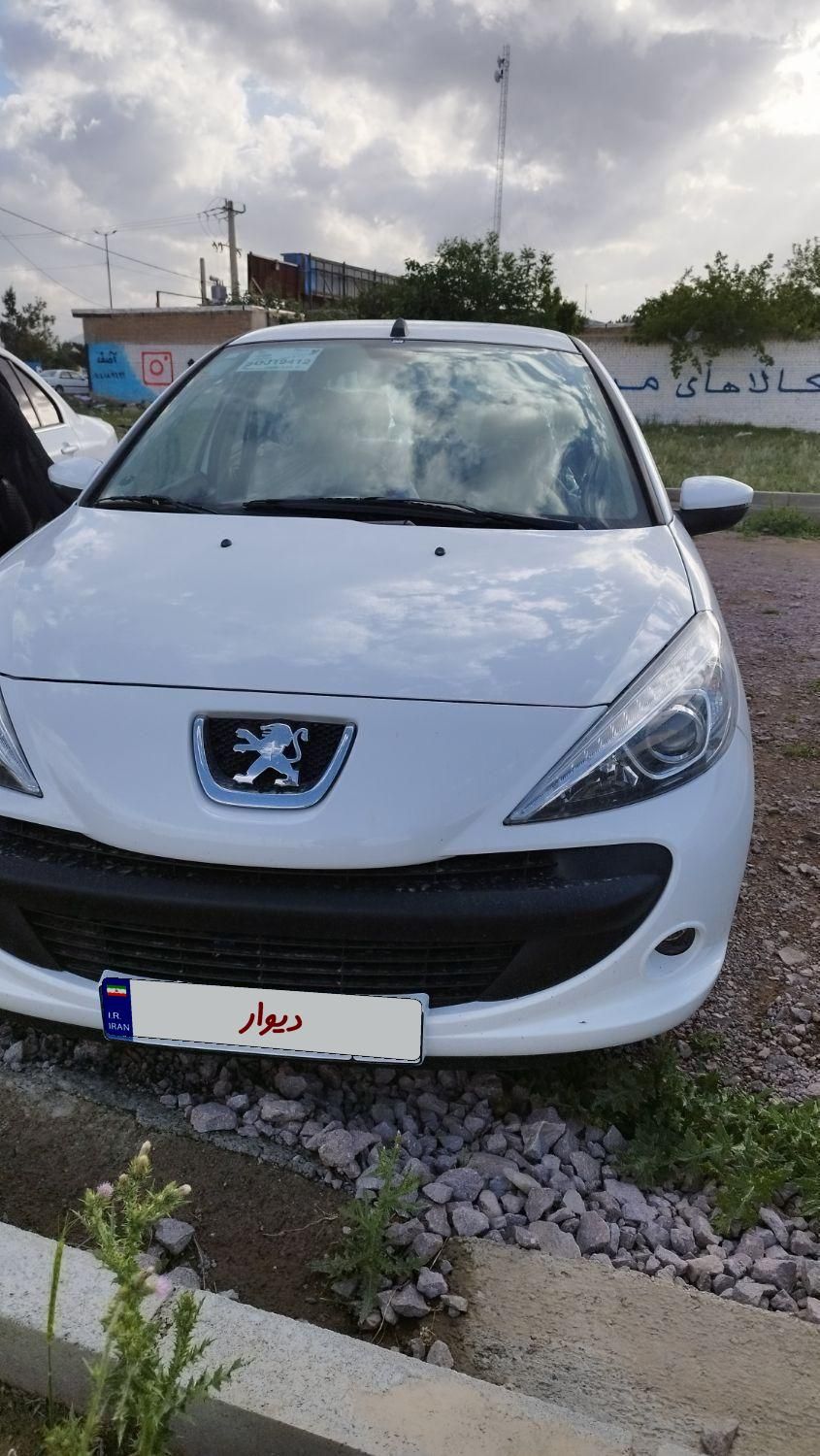 پژو 207 اتوماتیک TU5P - 1404