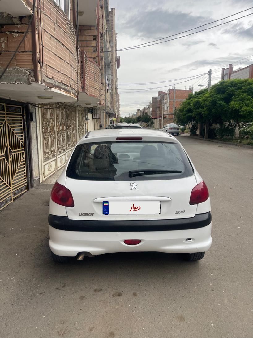 پژو 206 تیپ 3 - 1396