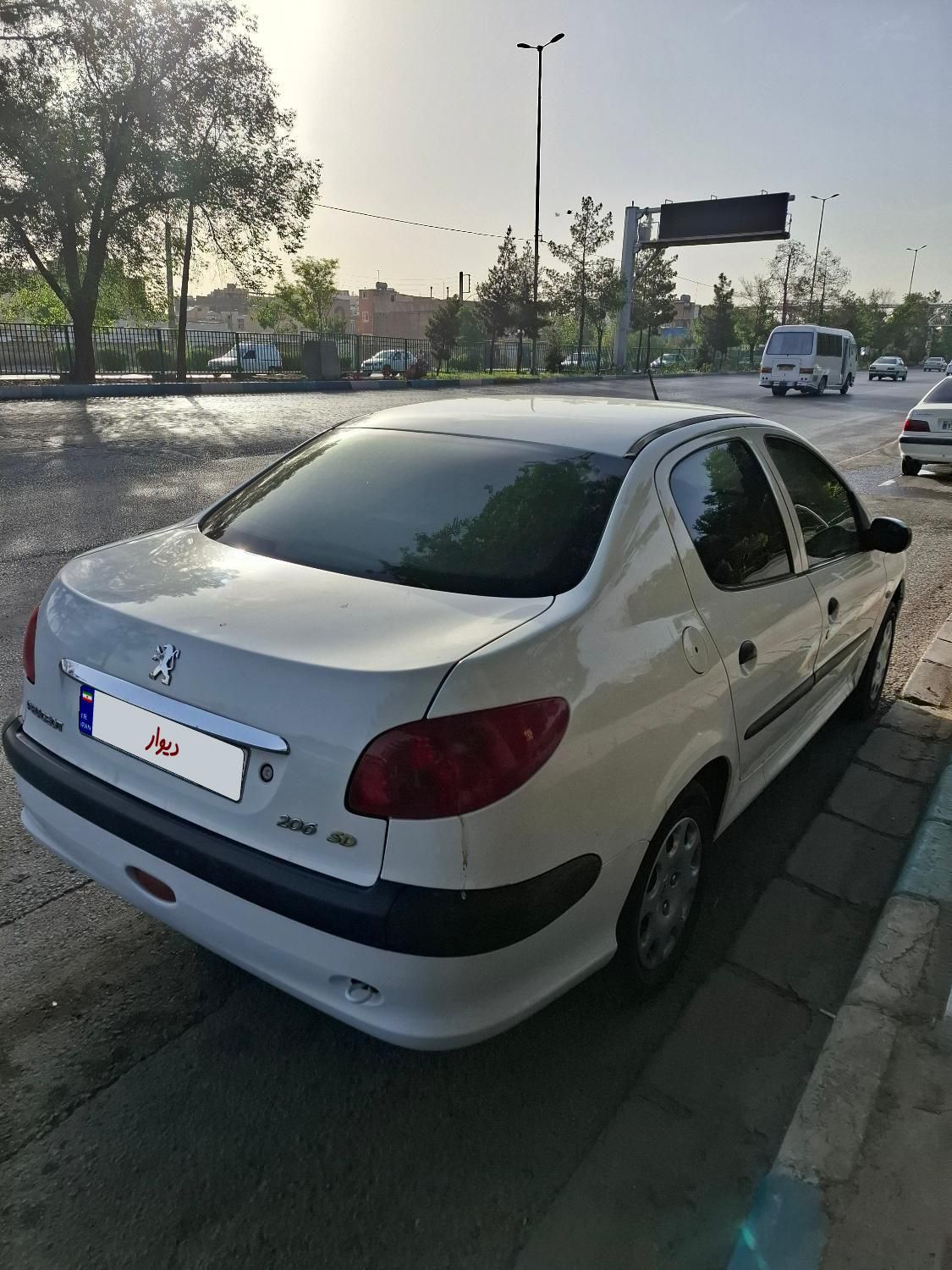 پژو 206 SD v8 - 1392