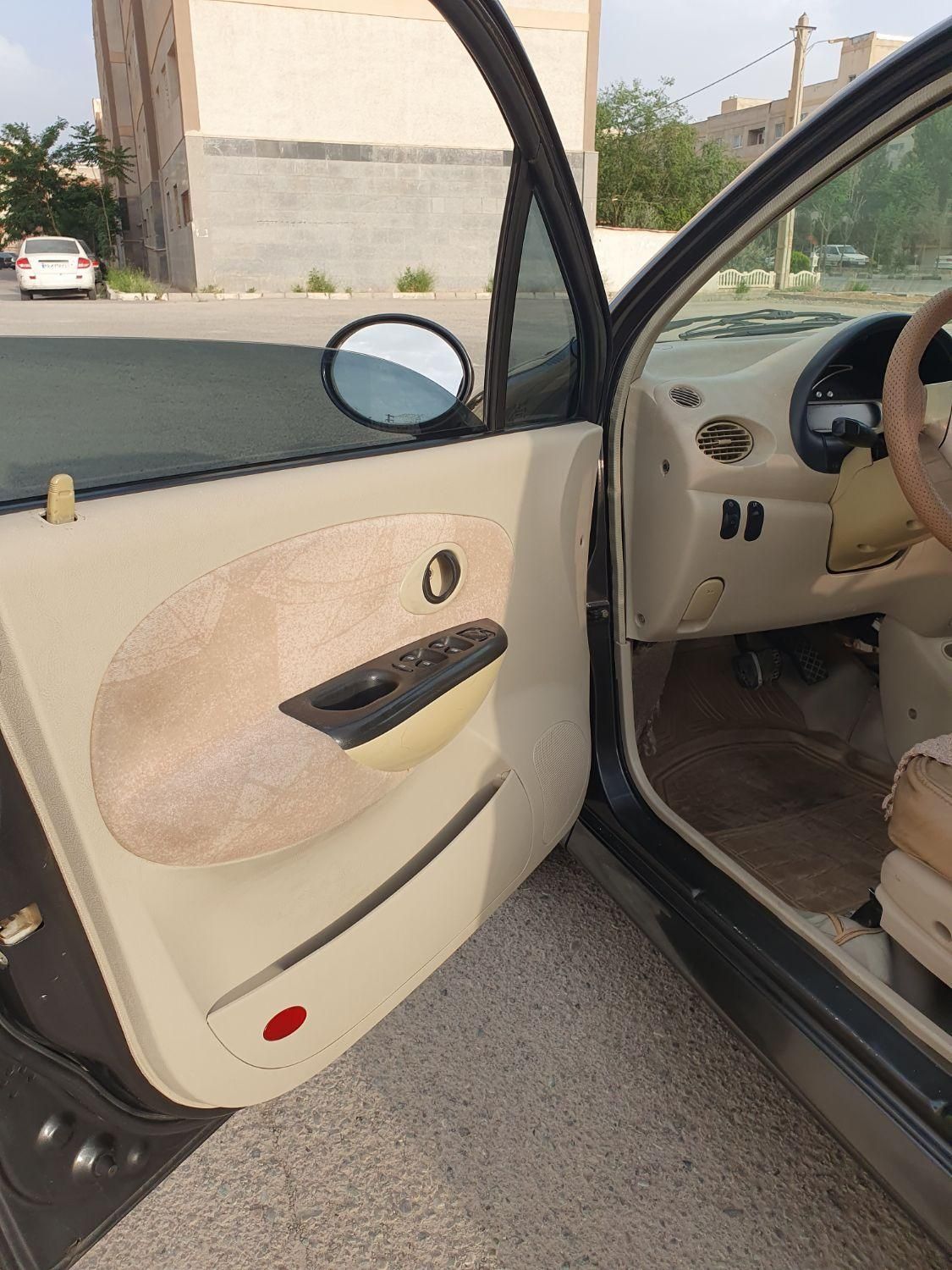 ام وی ام 110 چهار سیلندر اتوماتیک - 2011