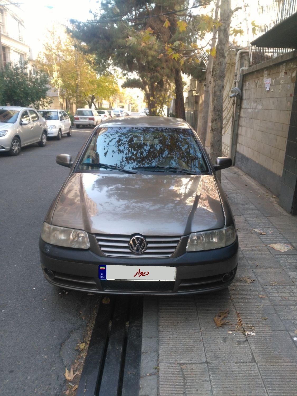 خودرو فولکس، گل آگهی ann_18035441