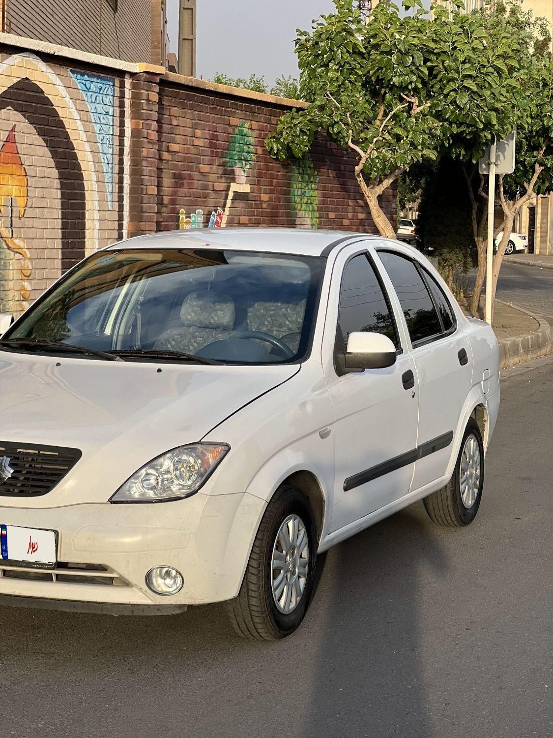 تیبا صندوق دار SX - 1393